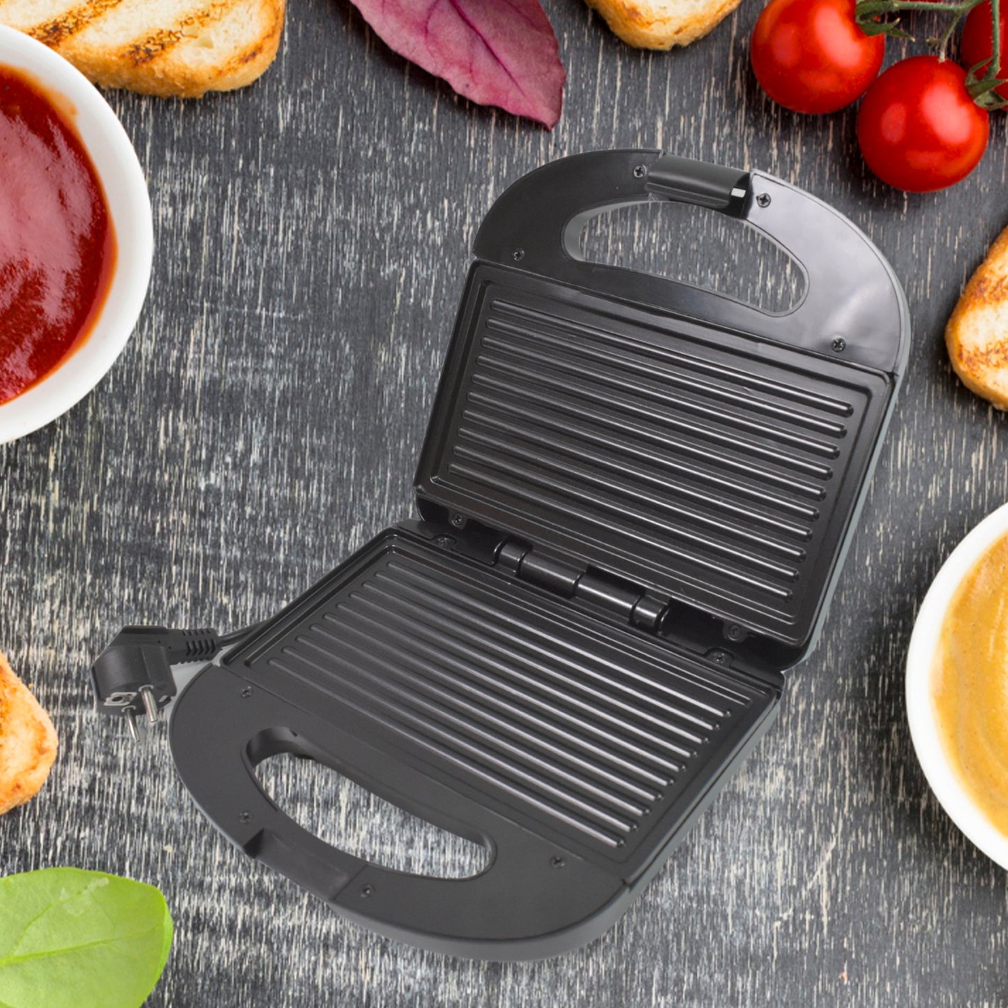 Sandwich Maker Makes Sandwich Non-stick Plates Easy To Use With Indicator Lights